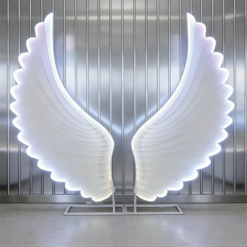 Glowing Angel Wings Light Prop - Event & Party Supply Photos 评论和价格