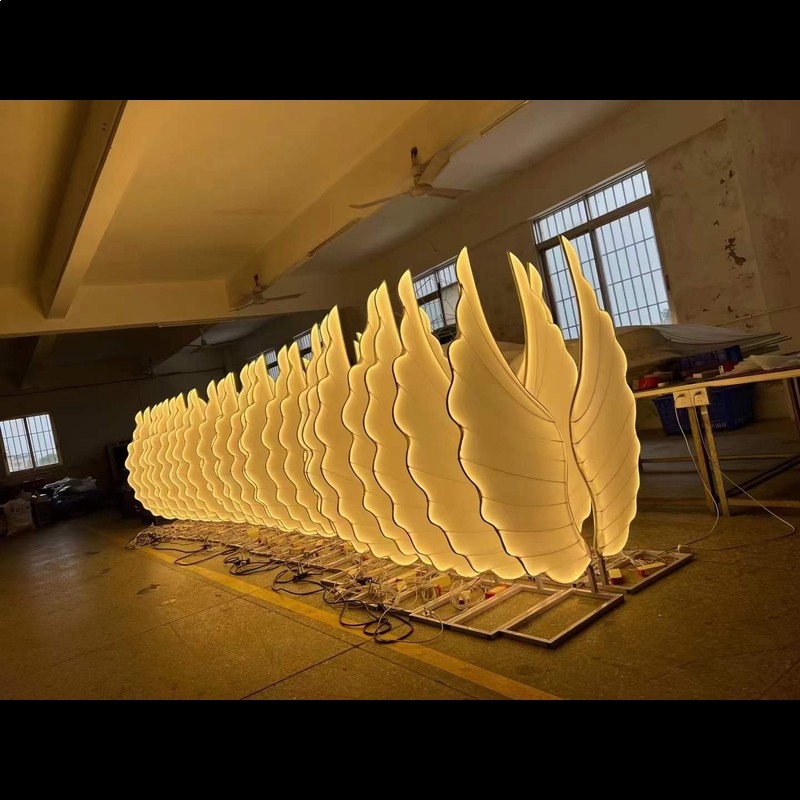 Glowing Angel Wings Light Prop - Event & Party Supply Photos 评论和价格