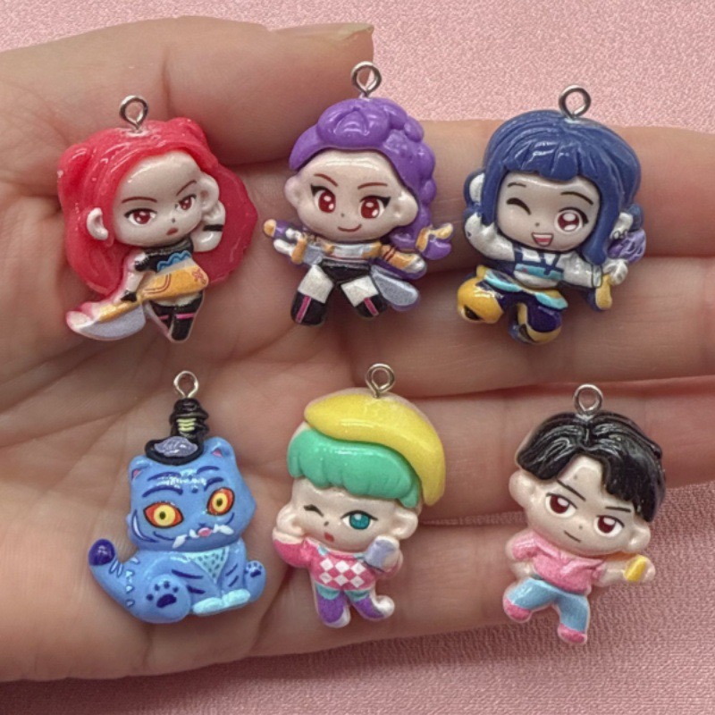 10pcs resin cartoon pendant, D - Event Party 评论和价格